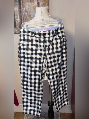 Tommy Hilfiger Black and White Printed Skirt